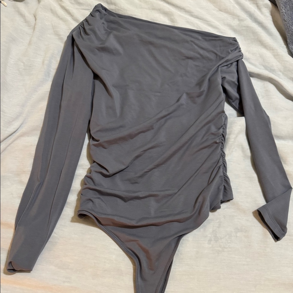 Abercrombie off the shoulder bodysuit